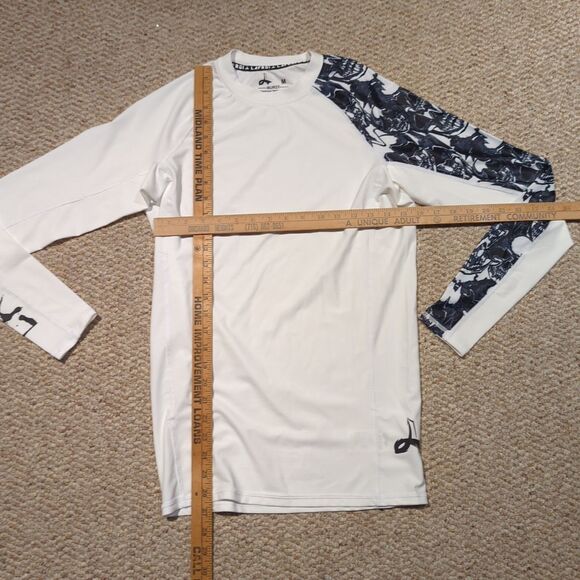 LAFROI Burst Maximum Performance Rash Guard Shirt M White Black Skulls - Picture 2 of 8